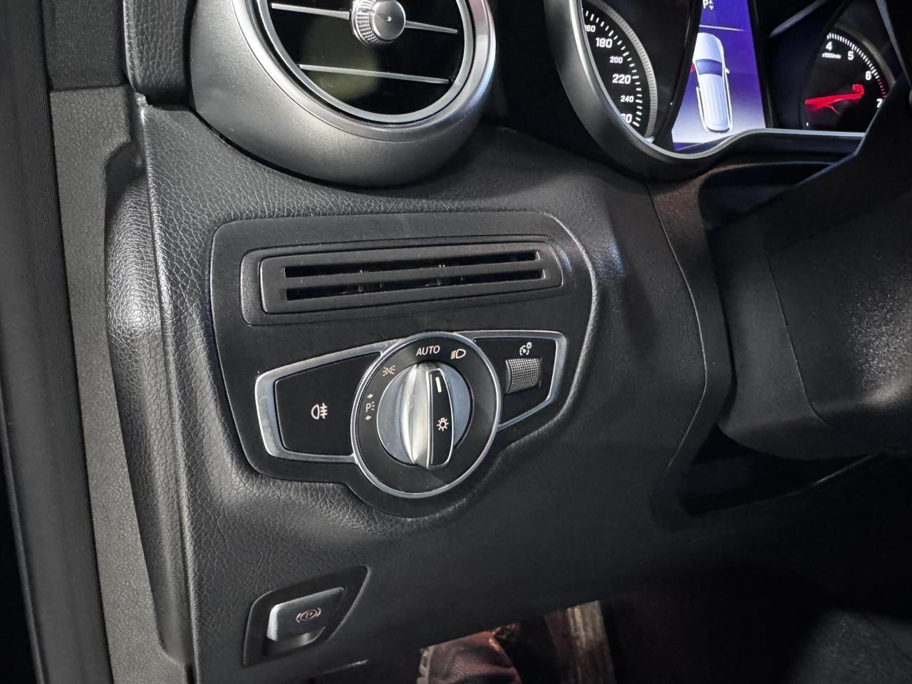 MERCEDES GLC300 4MATIC