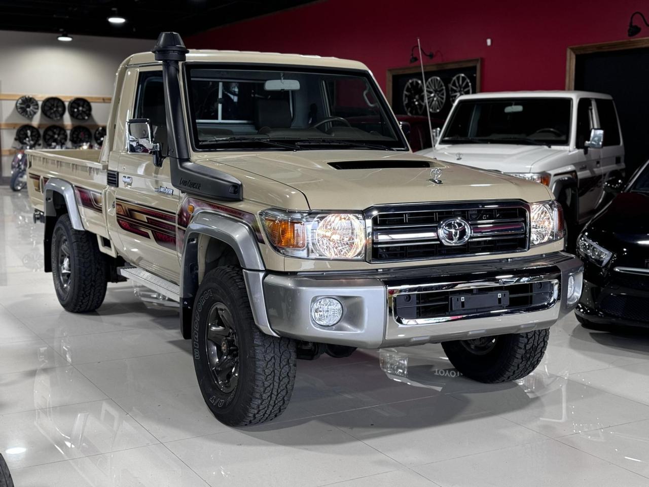 Land Cruiser 70 seies single cab