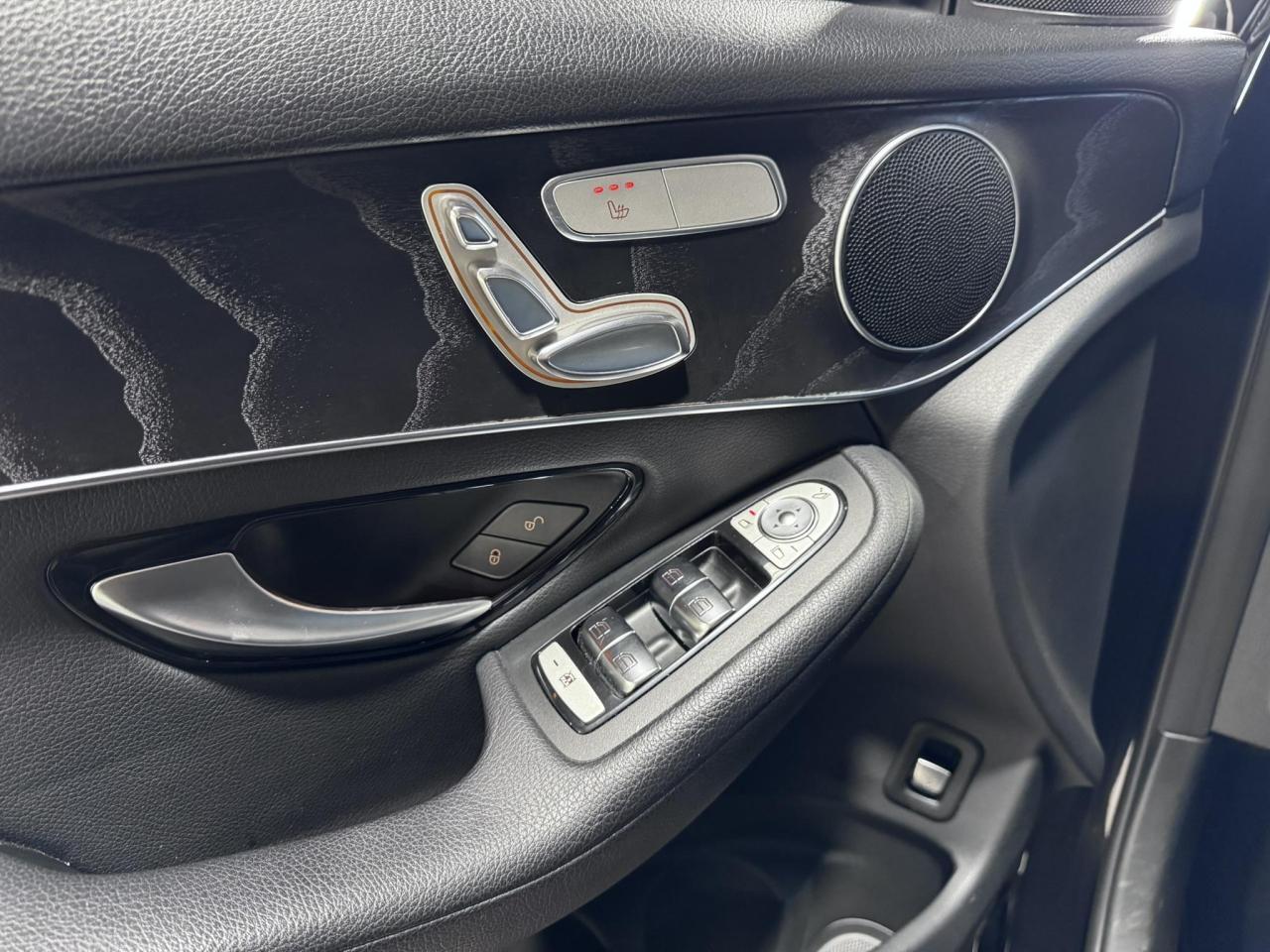 MERCEDES GLC300 4MATIC