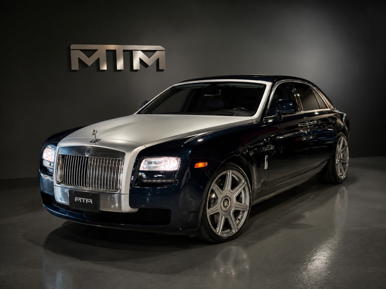 ROLLS ROYCE GHOST