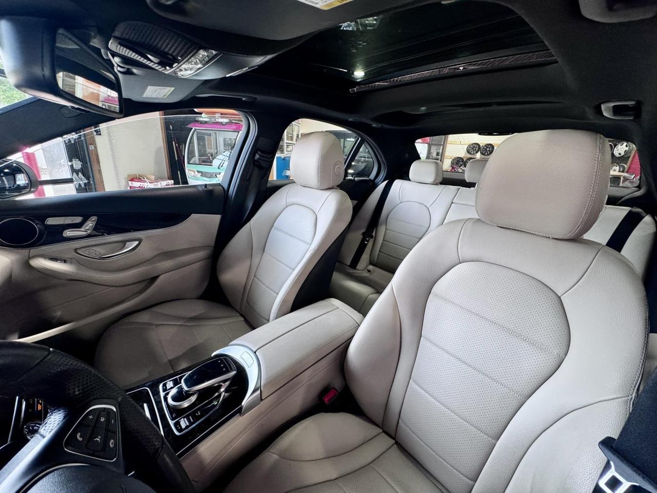 MERCEDES C300 *LOW MILLAGE*