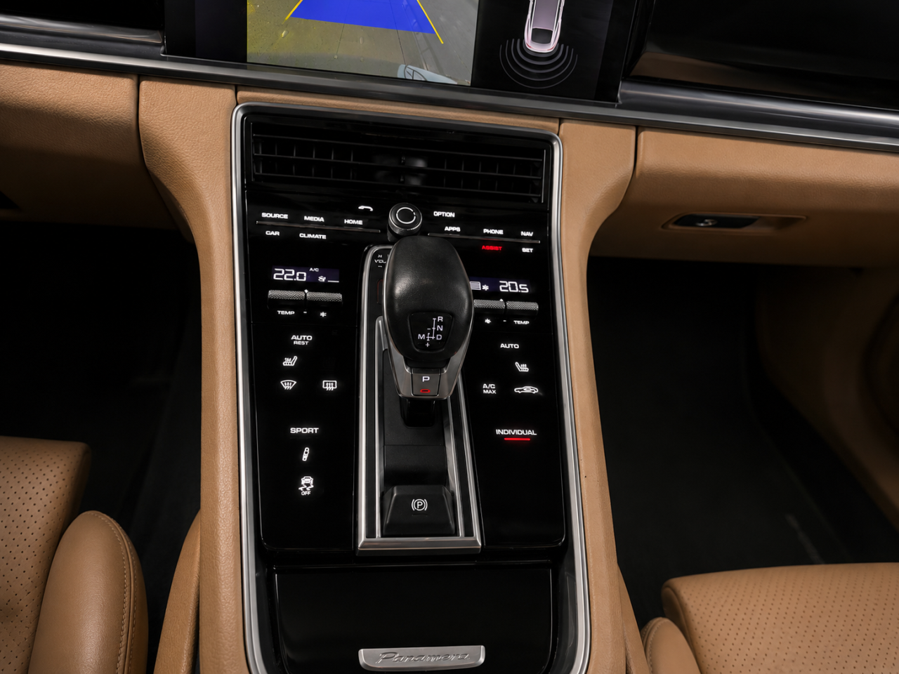 Porsche Panamera 4