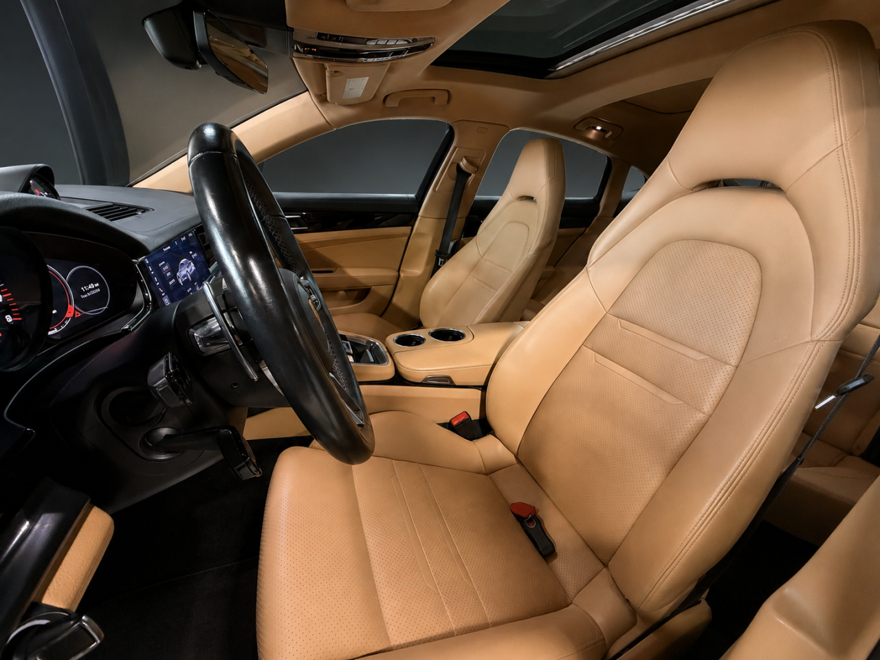 Porsche Panamera 4