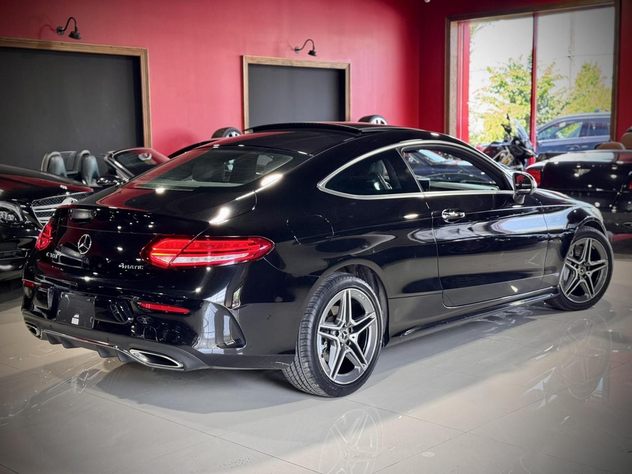 MERCEDES C300 *LOW MILLAGE*