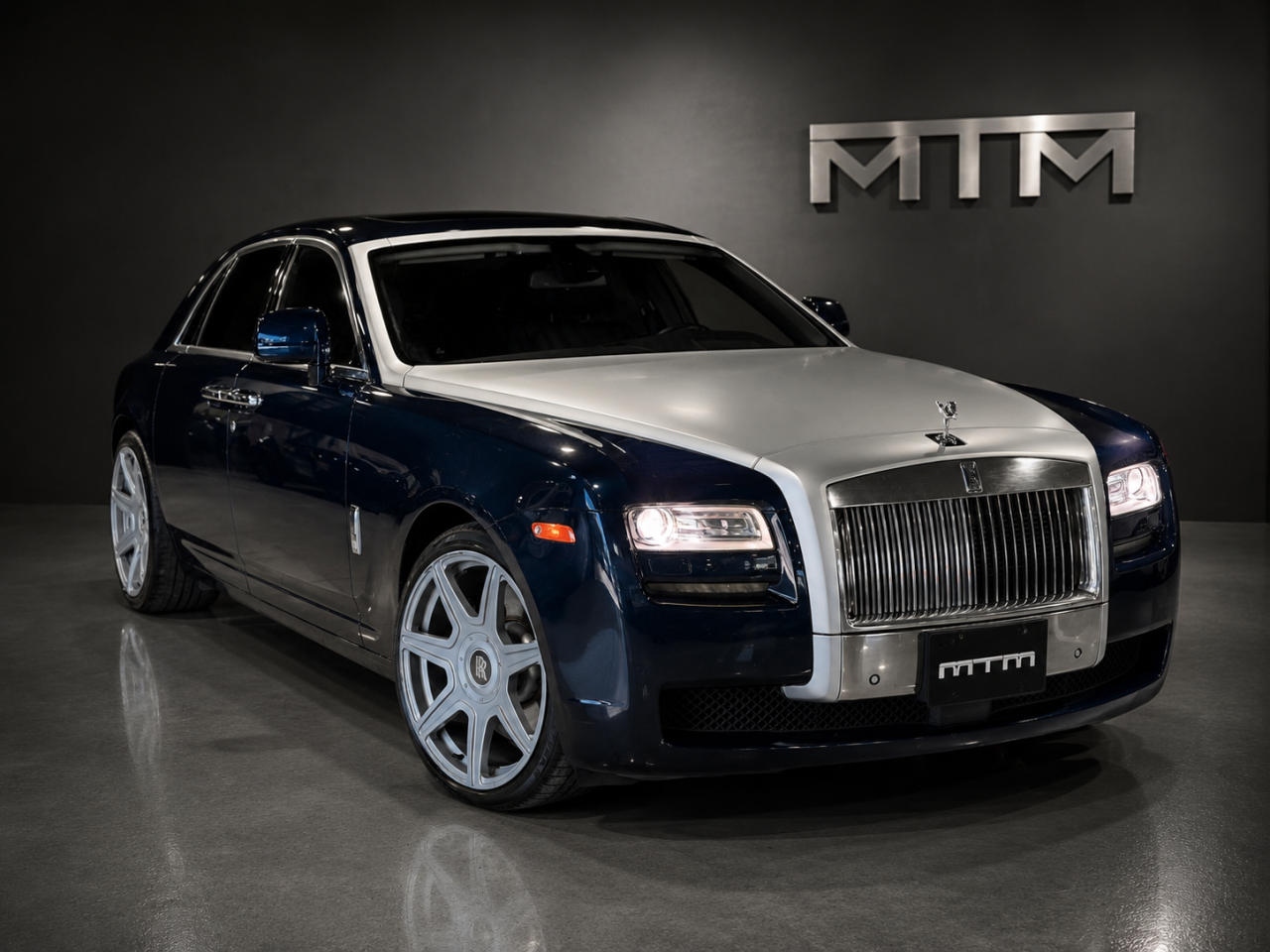 ROLLS ROYCE GHOST 