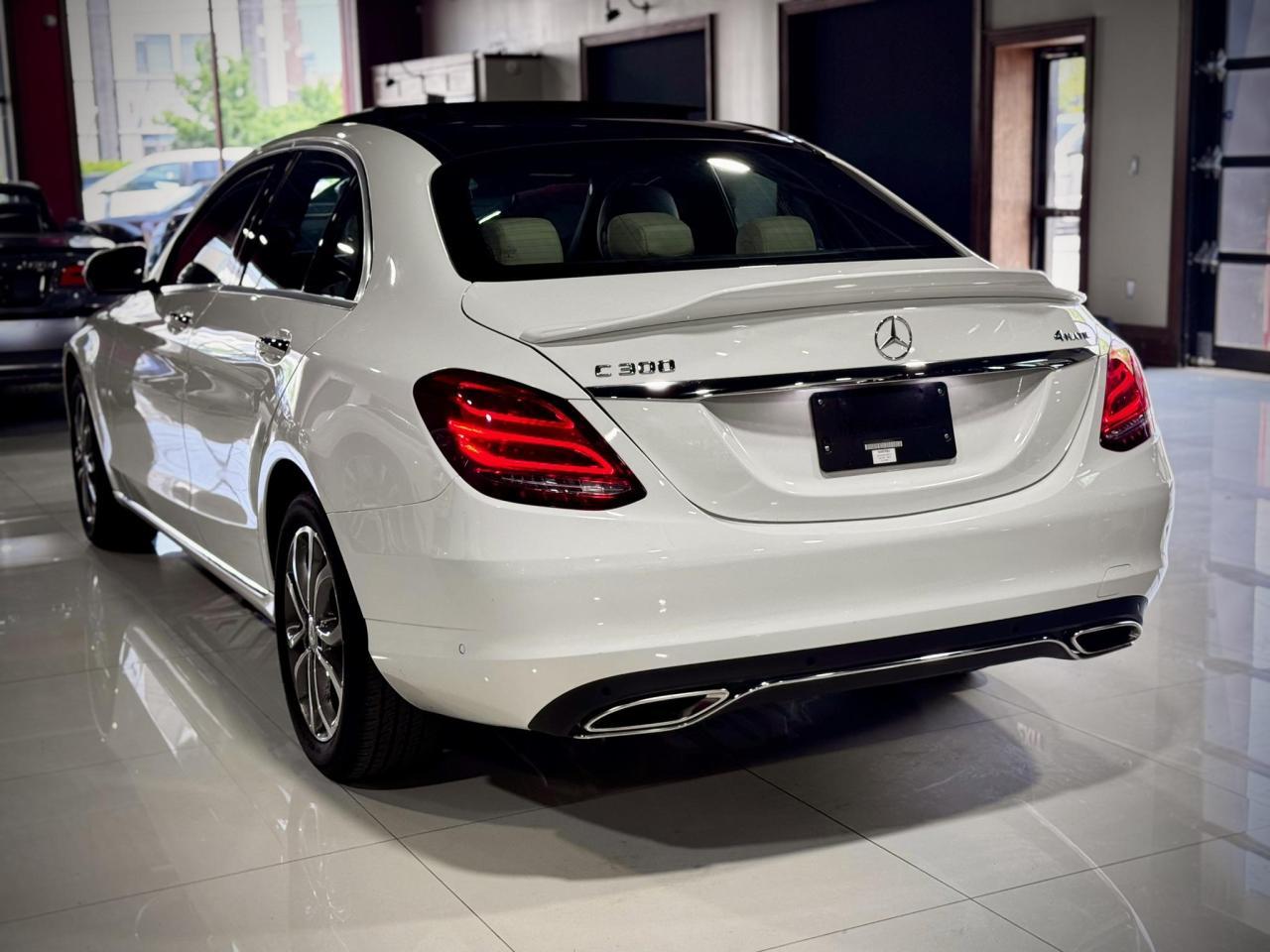 MERCEDES C300 *LOW MILLAGE*